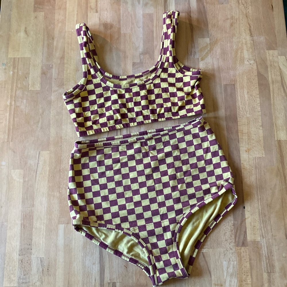 ARQ underwear + bra set - both size Large